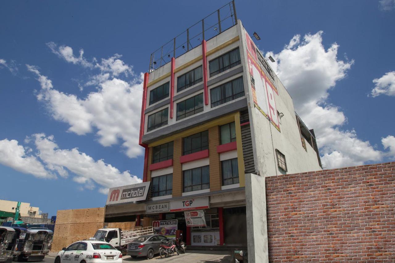 Oyo 666 Mc Hotel Fairview เกซอนซิตี้ ภายนอก รูปภาพ