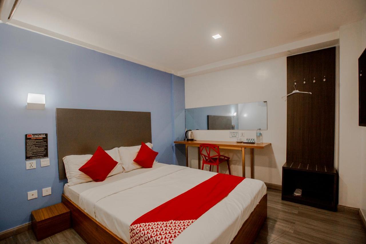 Oyo 666 Mc Hotel Fairview เกซอนซิตี้ ภายนอก รูปภาพ